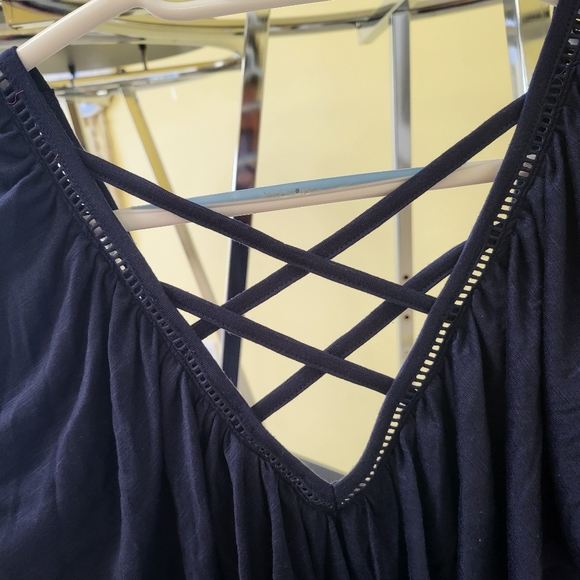 🌻 NAVY RUFFLE SWING TEE - Picture 5 of 9